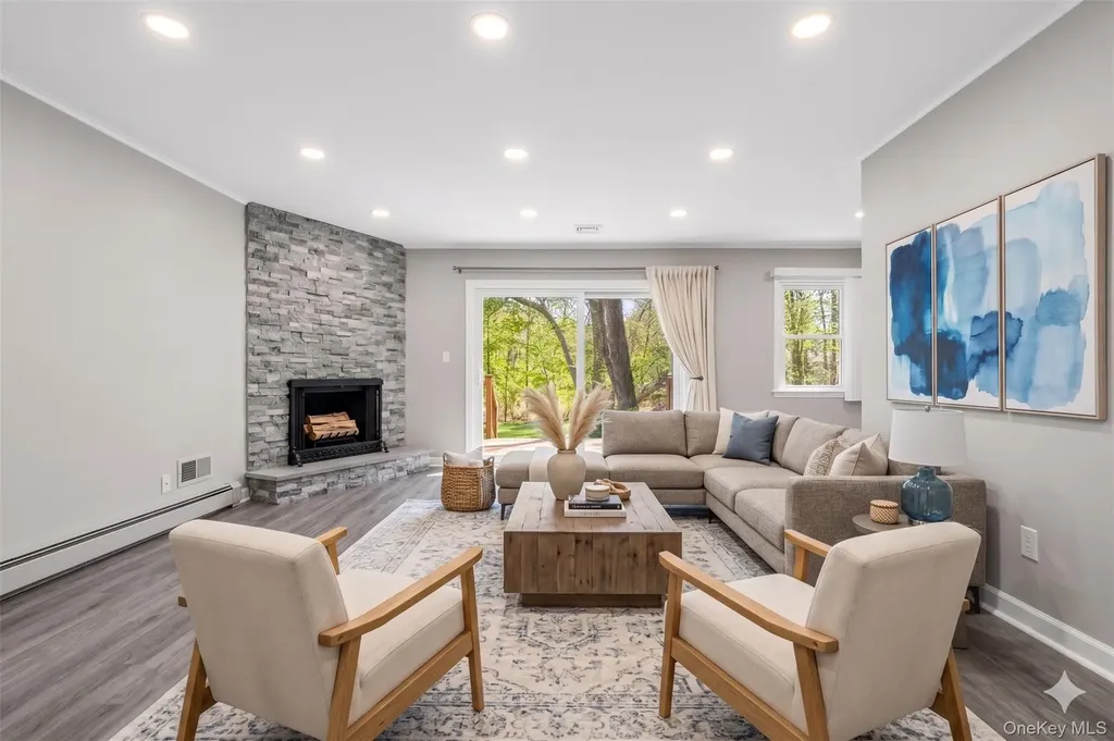 30 Claudet Way Eastchester NY 10709
