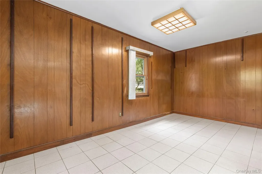 30 Claudet Way Eastchester NY 10709