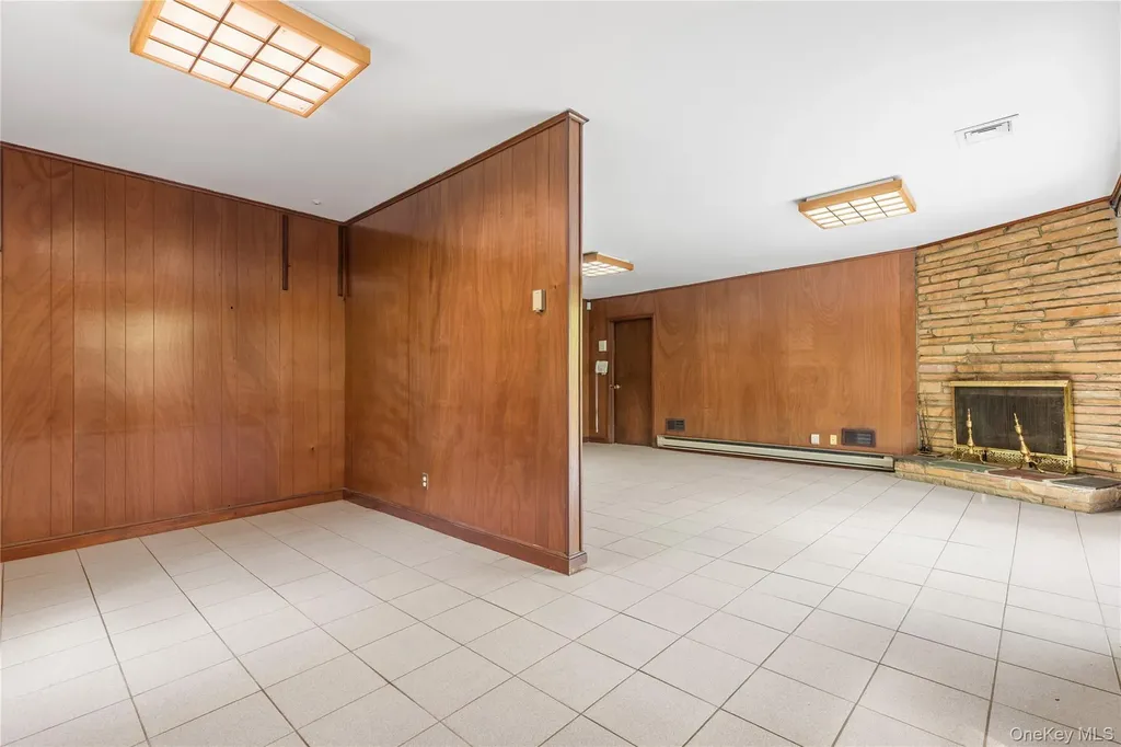 30 Claudet Way Eastchester NY 10709