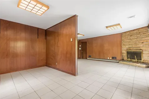 30 Claudet Way Eastchester NY 10709