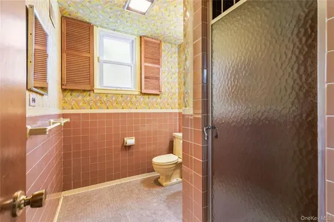 30 Claudet Way Eastchester NY 10709