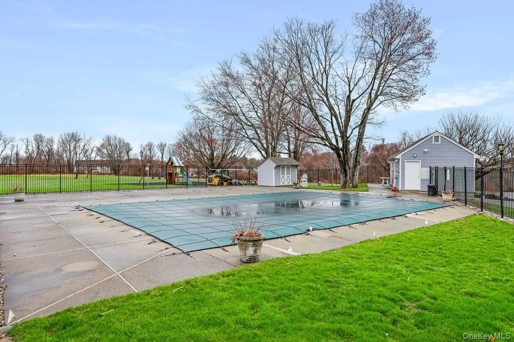 178 Fairway Drive Carmel NY 10512
