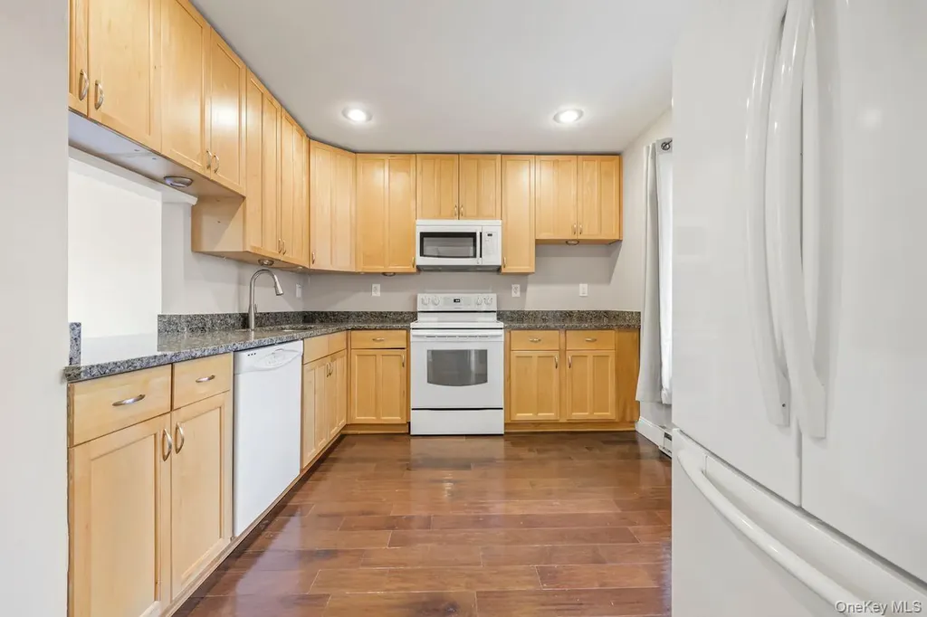 178 Fairway Drive Carmel NY 10512