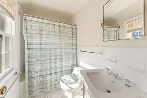 1 Rectory Lane S Scarsdale NY 10583