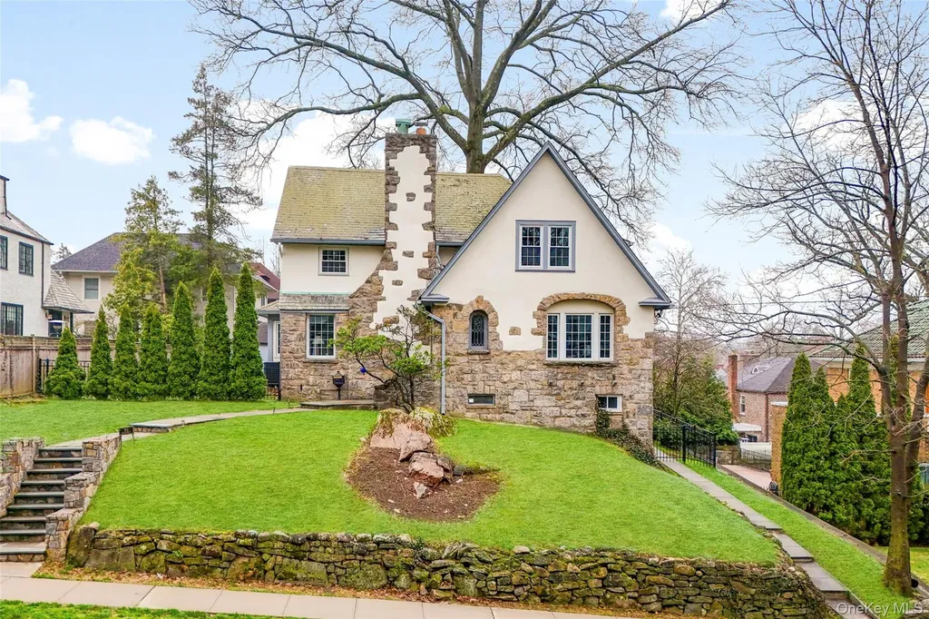 90 Boulevard Pelham NY 10803