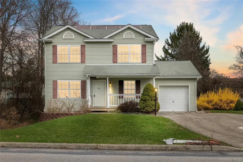 42 Autumn Drive Poughkeepsie NY 12603