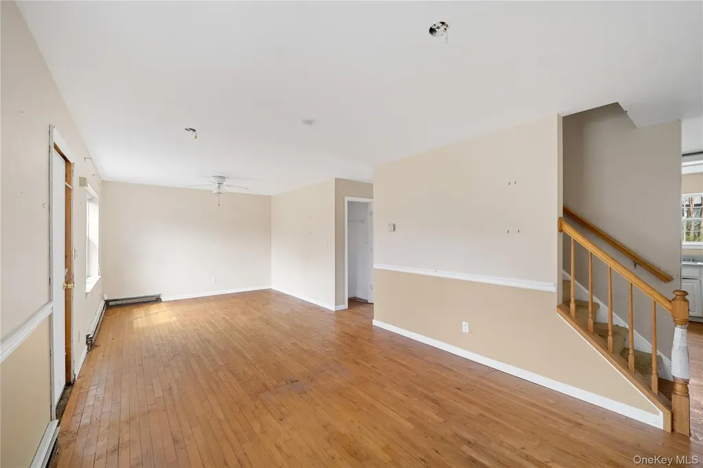 42 Autumn Drive Poughkeepsie NY 12603