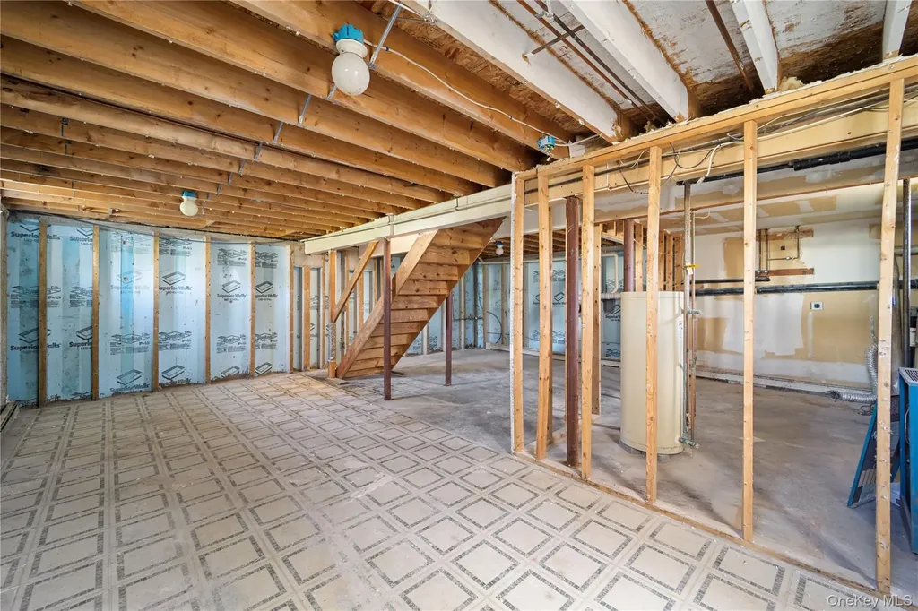 42 Autumn Drive Poughkeepsie NY 12603