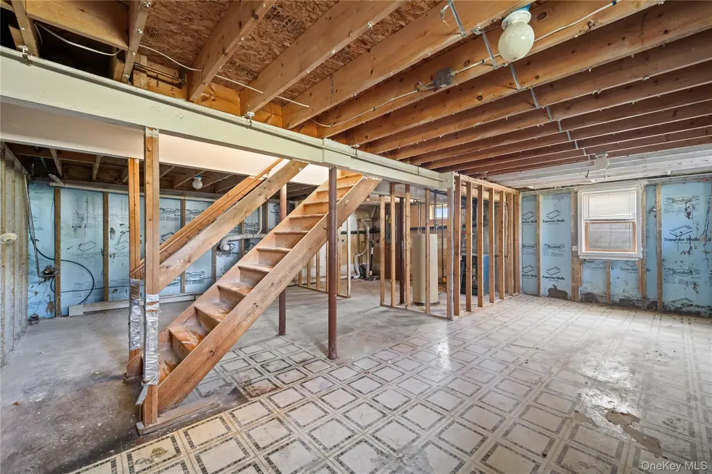 42 Autumn Drive Poughkeepsie NY 12603