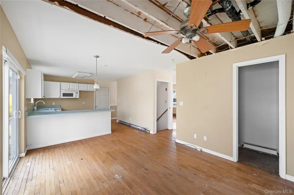 42 Autumn Drive Poughkeepsie NY 12603