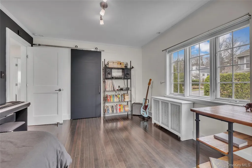 42 Tanglewylde Avenue Bronxville NY 10708