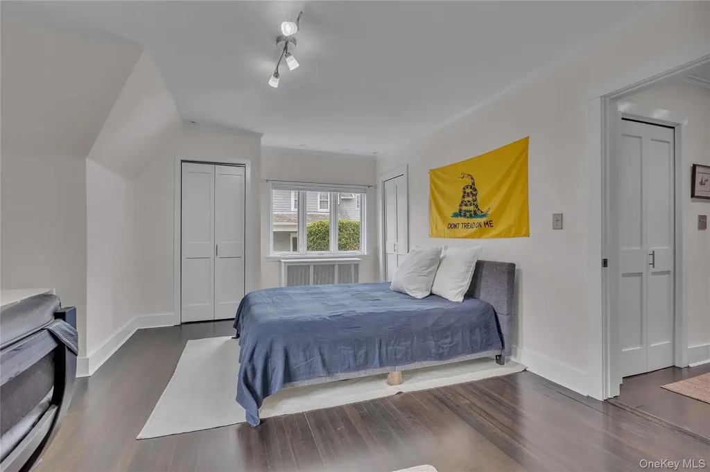 42 Tanglewylde Avenue Bronxville NY 10708