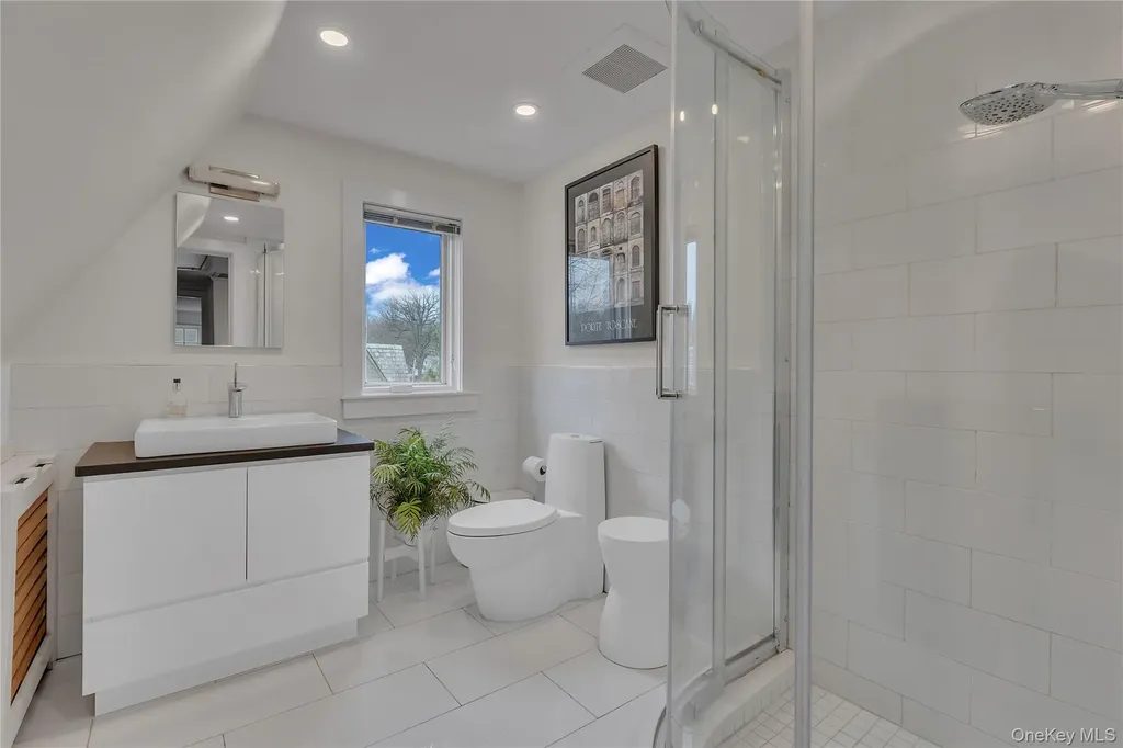 42 Tanglewylde Avenue Bronxville NY 10708