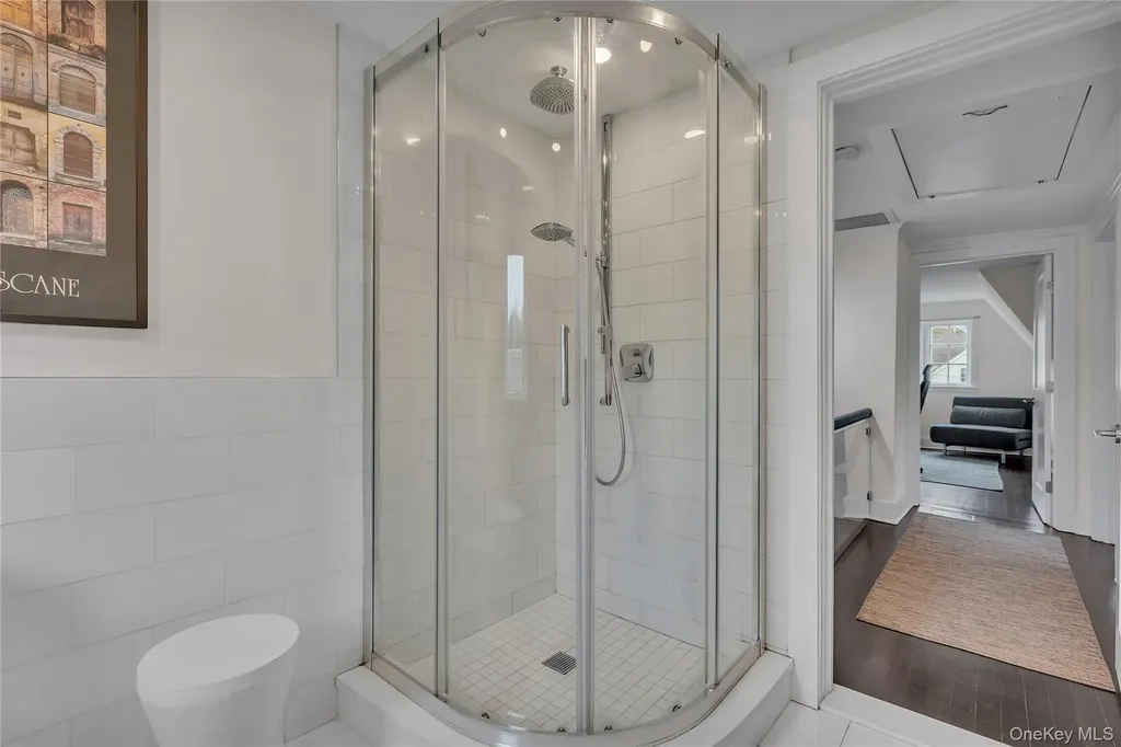 42 Tanglewylde Avenue Bronxville NY 10708