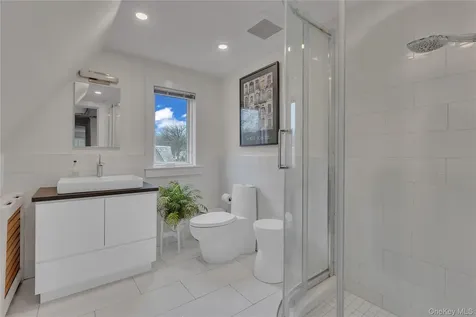 42 Tanglewylde Avenue Bronxville NY 10708