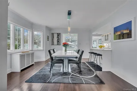 42 Tanglewylde Avenue Bronxville NY 10708
