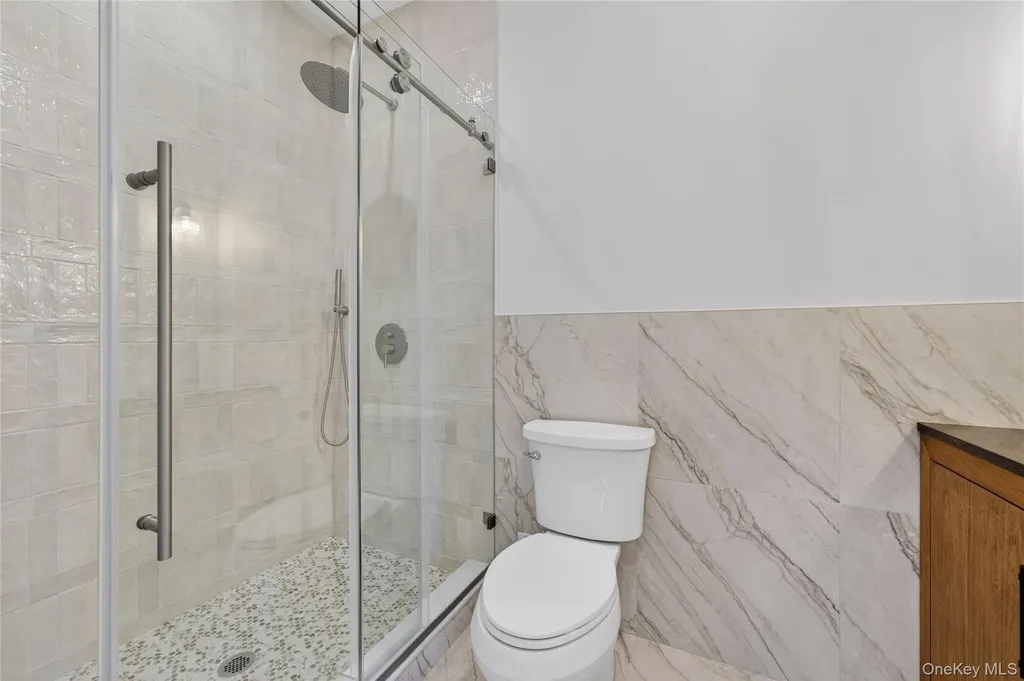 2460 Centre Avenue Bellmore NY 11710