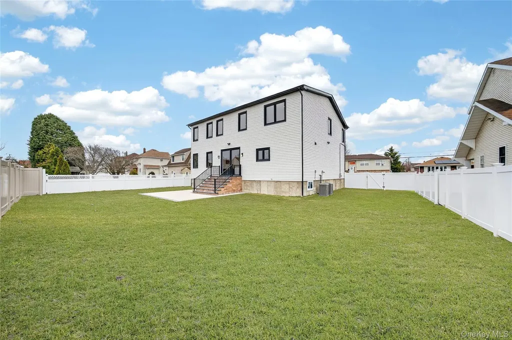 2460 Centre Avenue Bellmore NY 11710