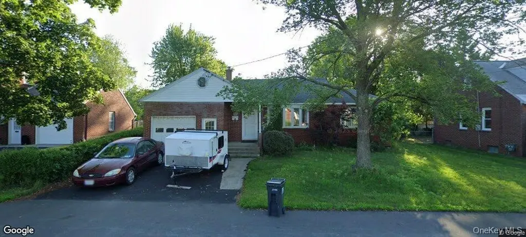 17 Bosher Drive Colonie NY 12205