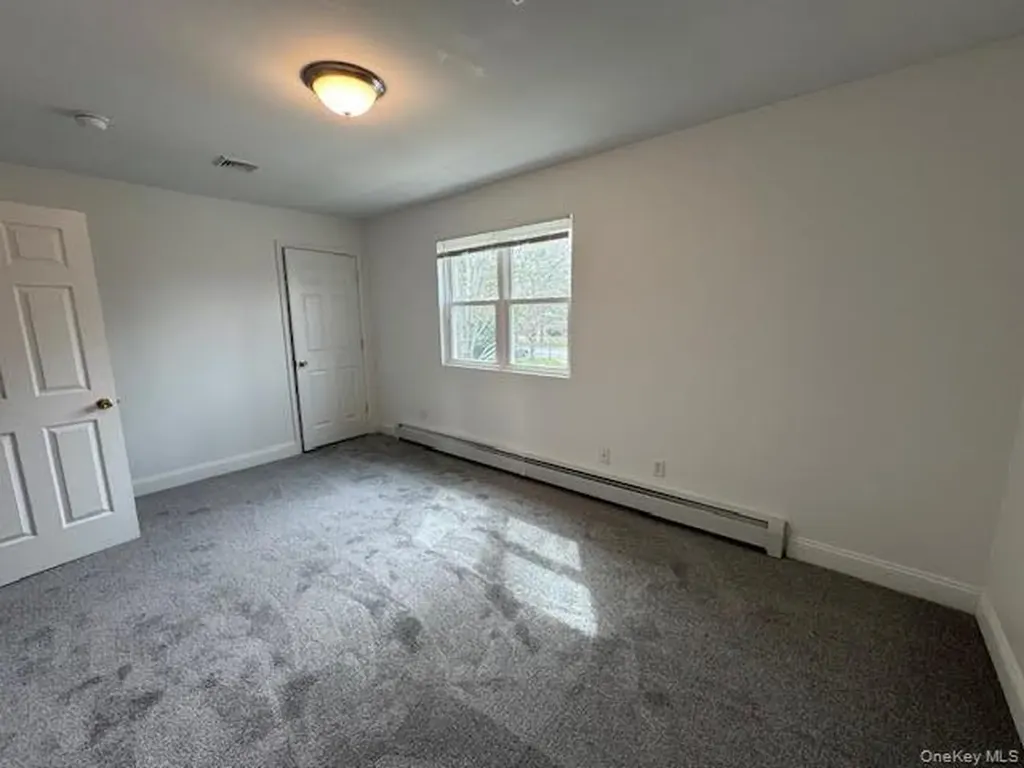 3 Eisenhower Drive Cornwall NY 12518