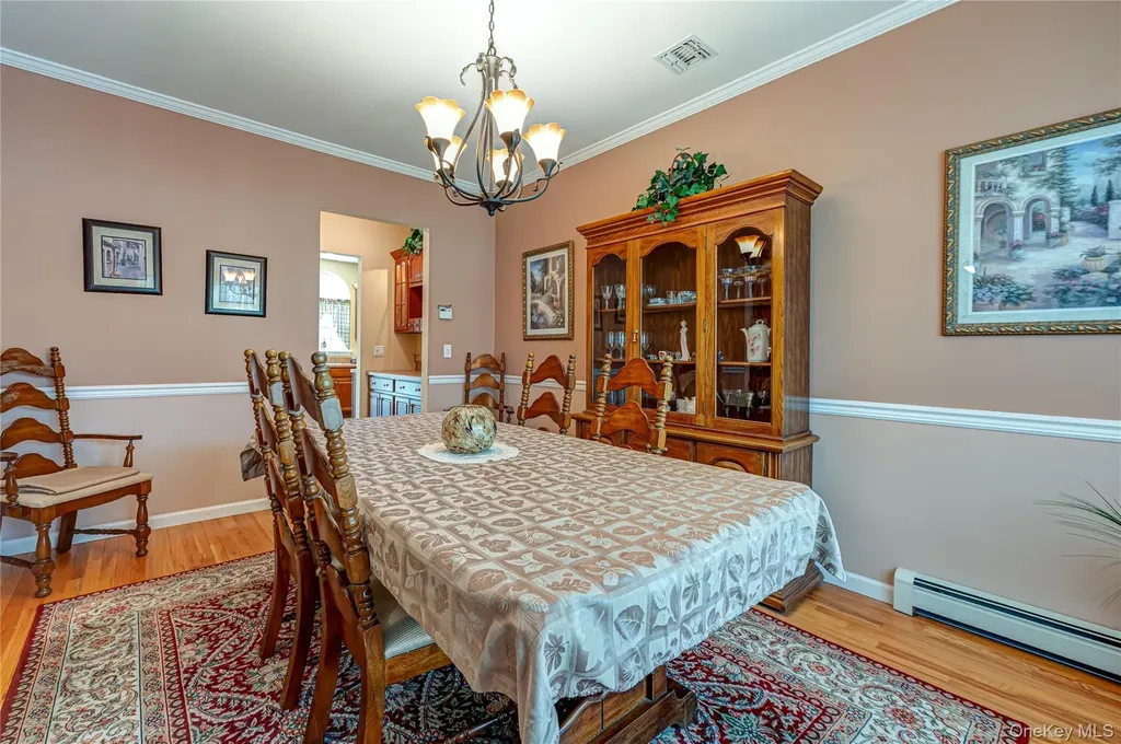 108 Maple Wood Lane Riverhead NY 11901