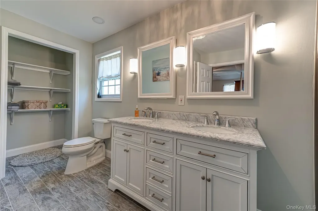 108 Maple Wood Lane Riverhead NY 11901