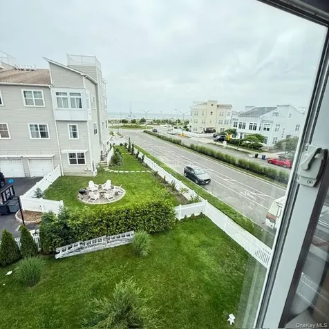 7219 Sandy Dune Way Arverne NY 11692