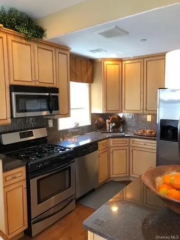 7219 Sandy Dune Way Arverne NY 11692