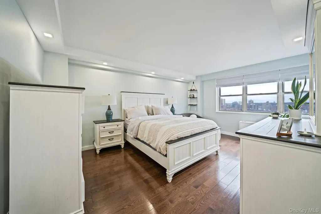 10230 66th Road Forest Hills NY 11375