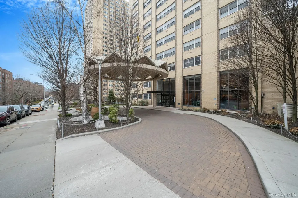 10230 66th Road Forest Hills NY 11375