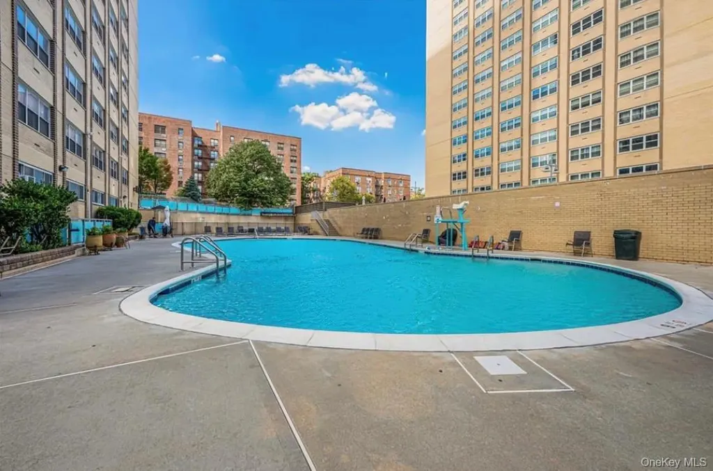 10230 66th Road Forest Hills NY 11375