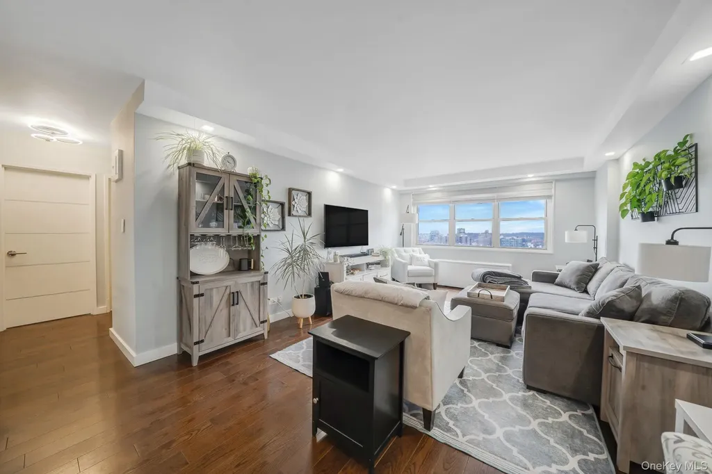 10230 66th Road Forest Hills NY 11375