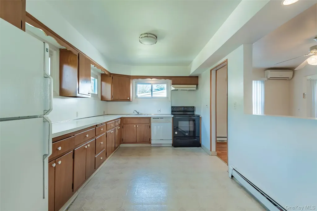 61 Dosoris Lane Glen Cove NY 11542