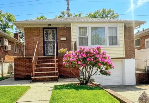 20030 39th Avenue Bayside NY 11361