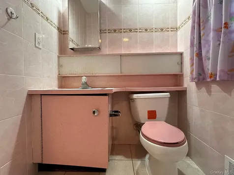 20030 39th Avenue Bayside NY 11361