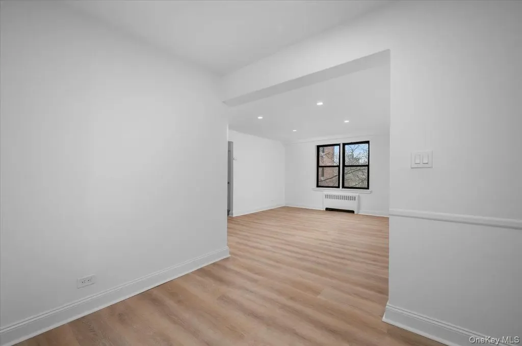3840 Greystone Avenue Bronx NY 10463