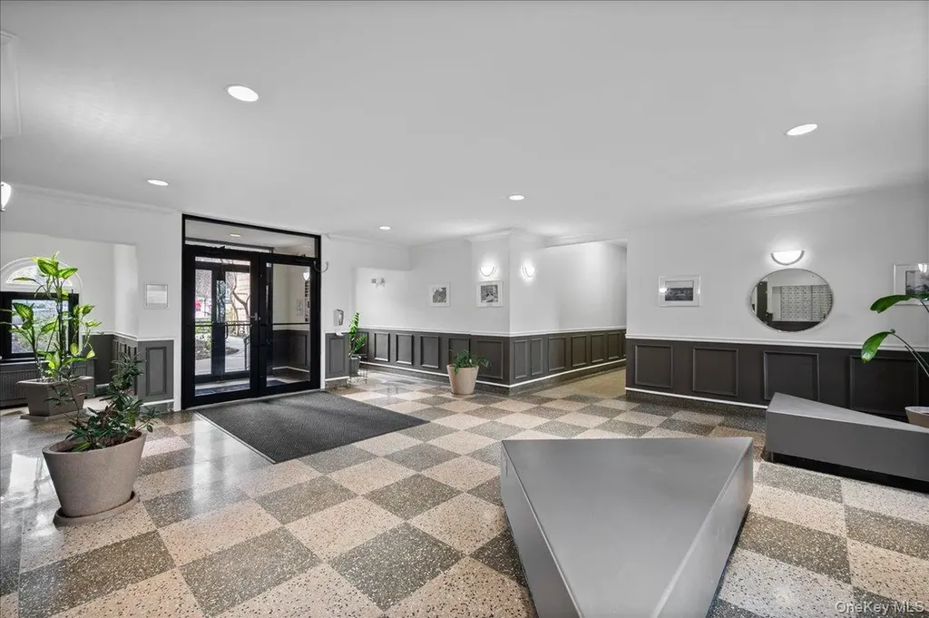 3840 Greystone Avenue Bronx NY 10463
