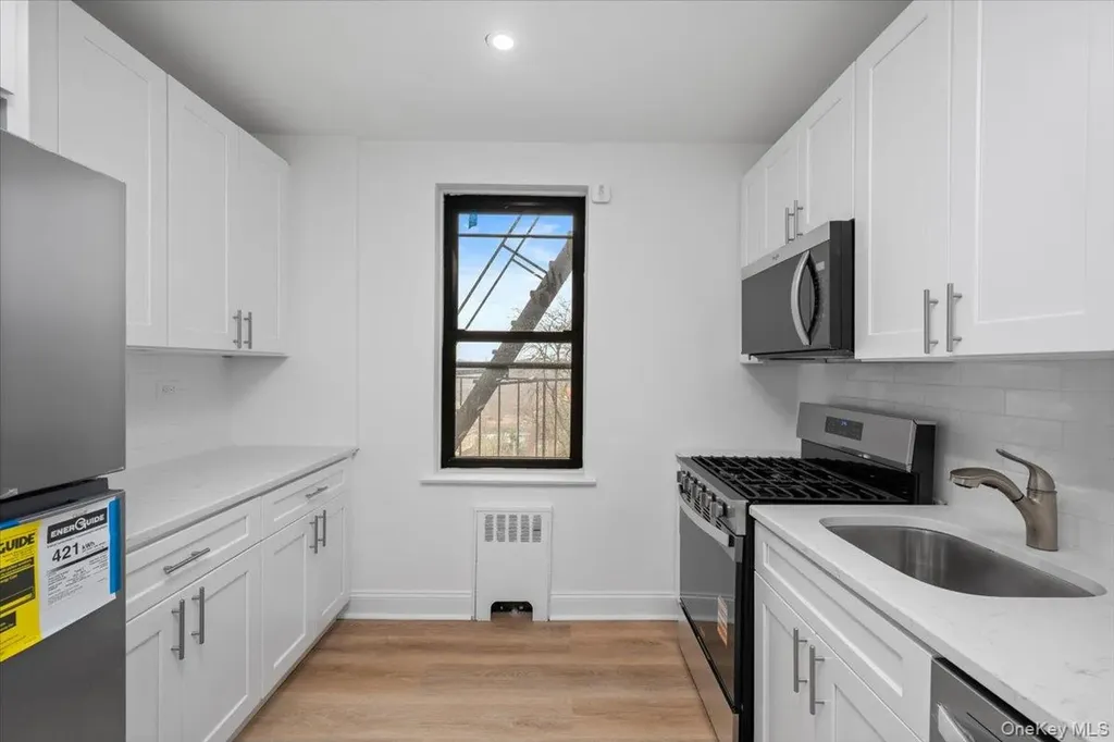 3840 Greystone Avenue Bronx NY 10463