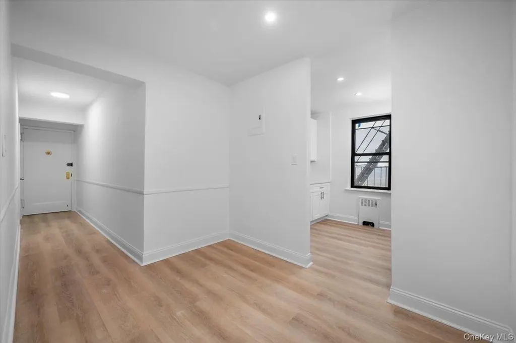 3840 Greystone Avenue Bronx NY 10463