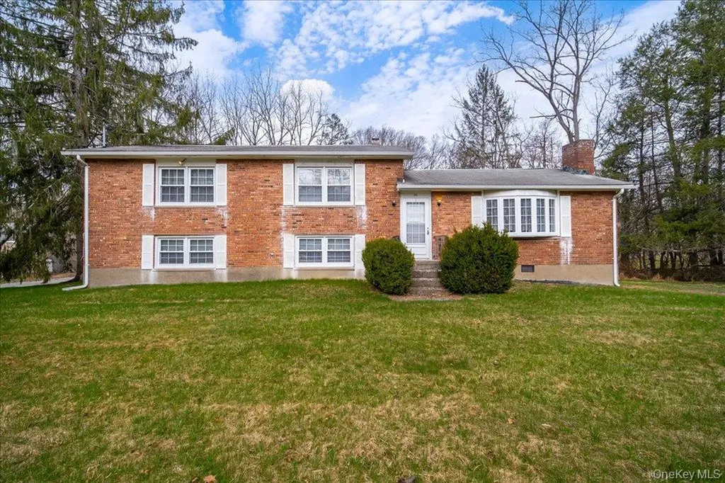 86 W Main Street Washingtonville NY 10992