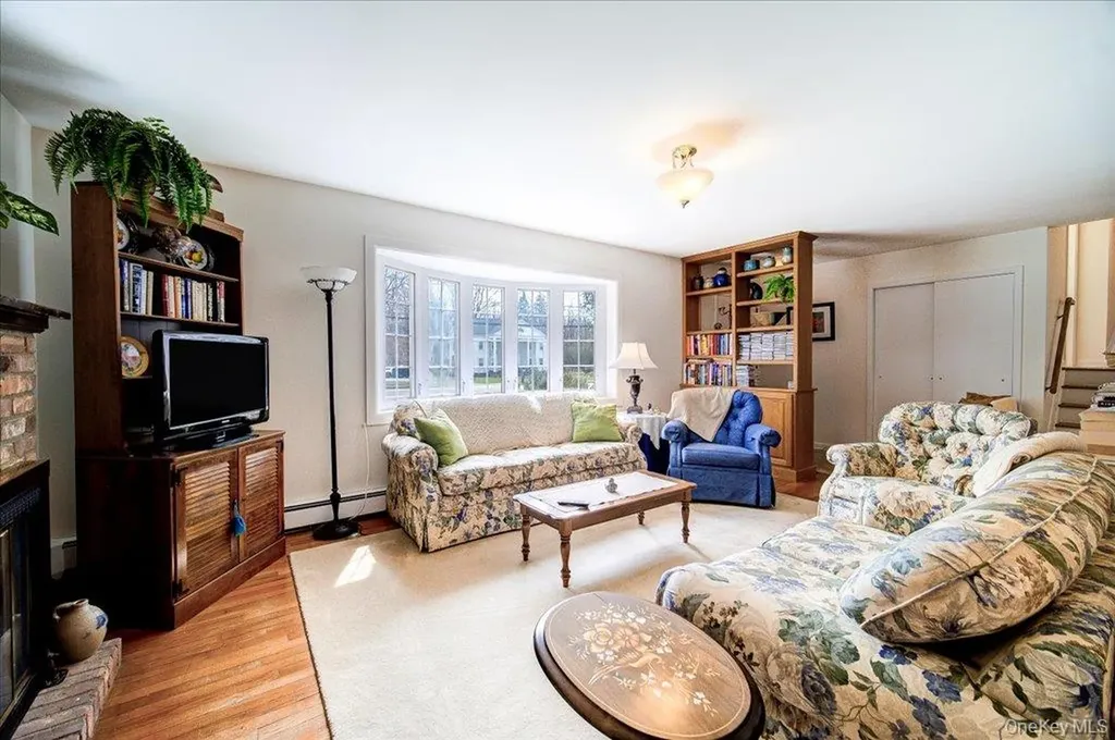 86 W Main Street Washingtonville NY 10992