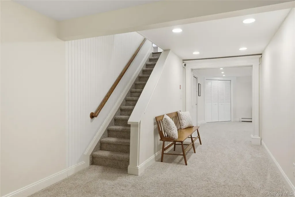 15 Frost Valley Road Mount Sinai NY 11766