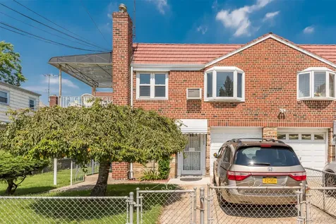 7107 Ditmars Boulevard East Elmhurst NY 11370