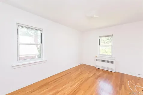 7107 Ditmars Boulevard East Elmhurst NY 11370