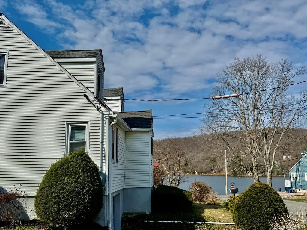 5 Lockwood Road Carmel NY 10512