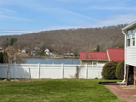 5 Lockwood Road Carmel NY 10512