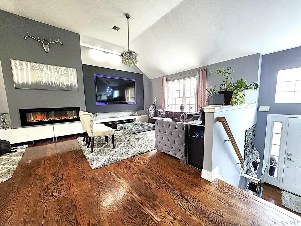 5 Anastasia Court Salisbury Mills NY 12577