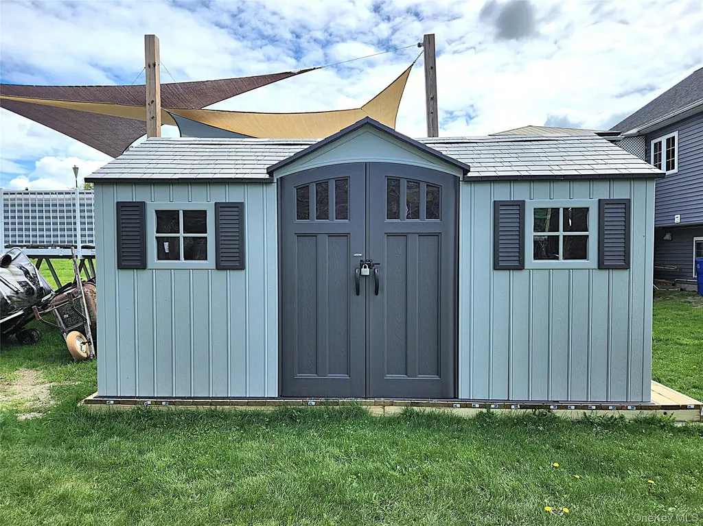 5 Anastasia Court Salisbury Mills NY 12577