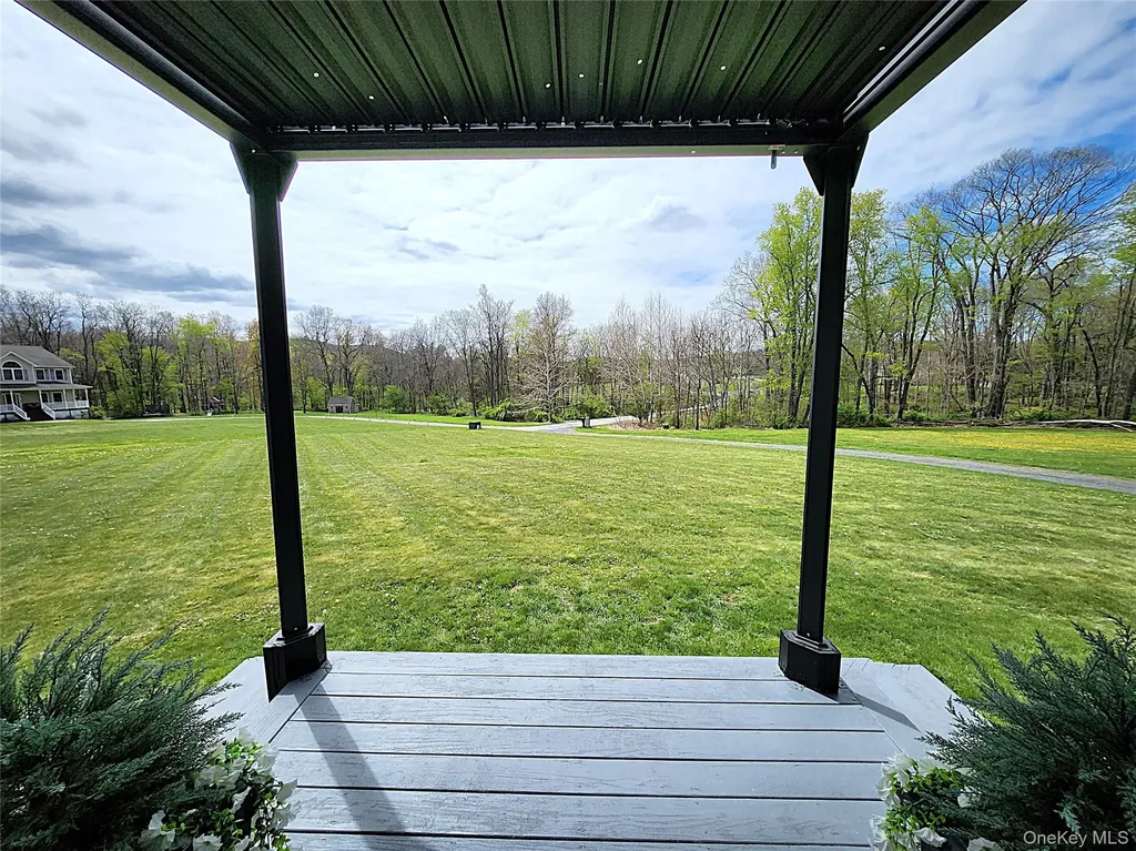5 Anastasia Court Salisbury Mills NY 12577