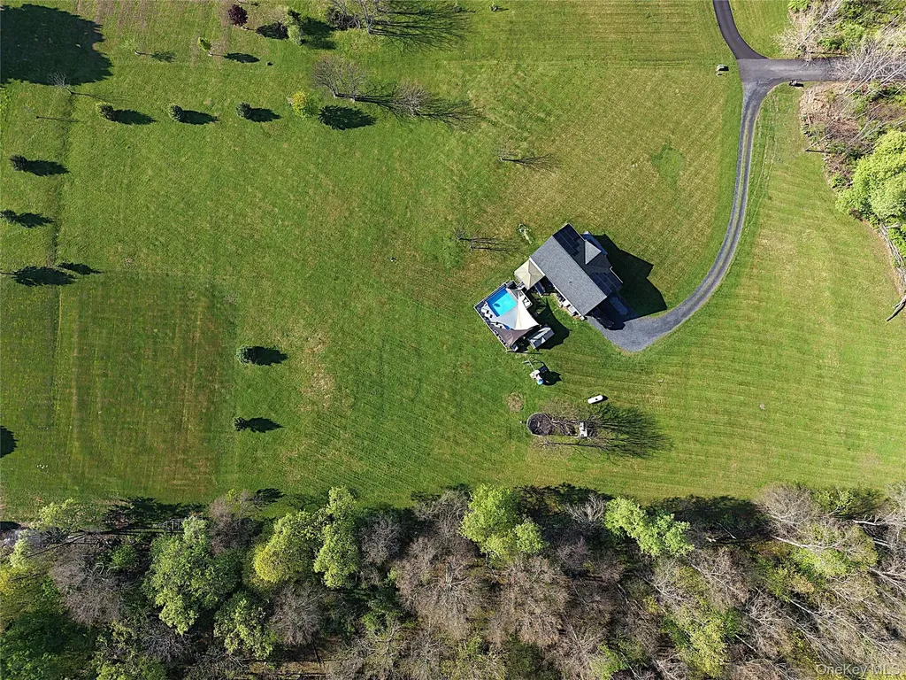 5 Anastasia Court Salisbury Mills NY 12577